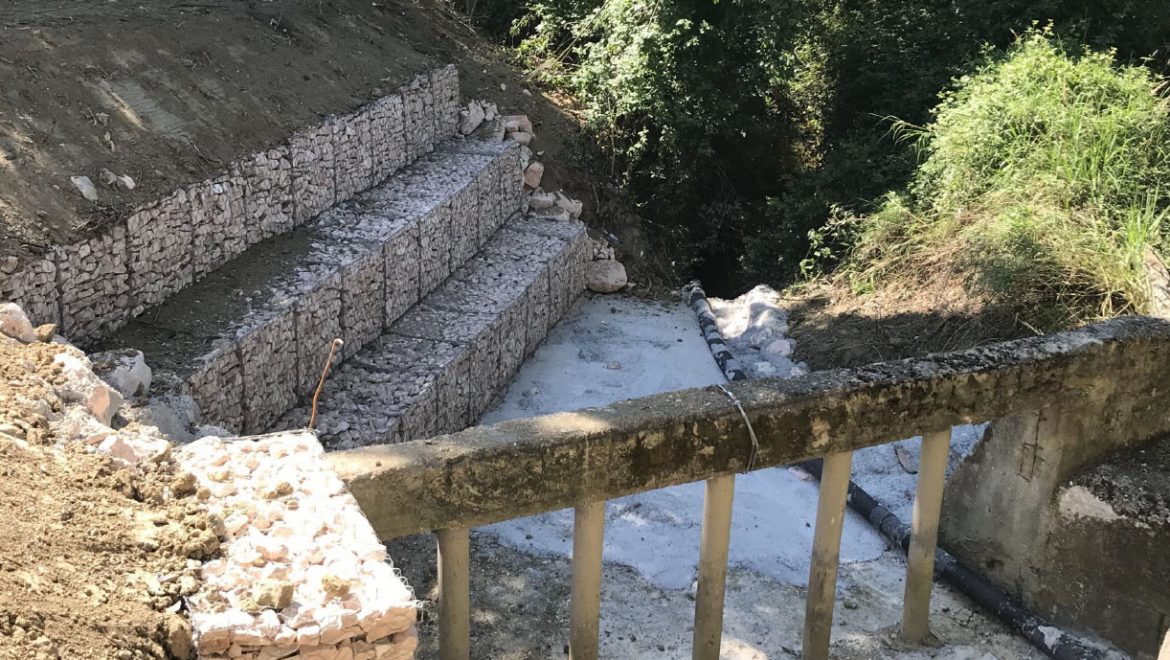 Terminati i lavori di messa in sicurezza della briglia sul fosso San Sebastiano, nel centro di Passo Ripe (An)